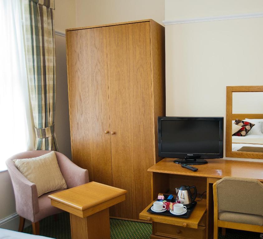 A Park View Hotel Wolverhampton Room photo